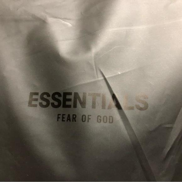 Essentials Fear Of God Hoodie. - Picture 7 of 7